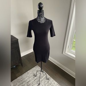 Wilfred Free- Black body con ribbed mini dress